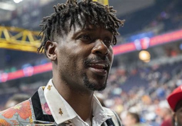 Antonio Brown Antonio Brown