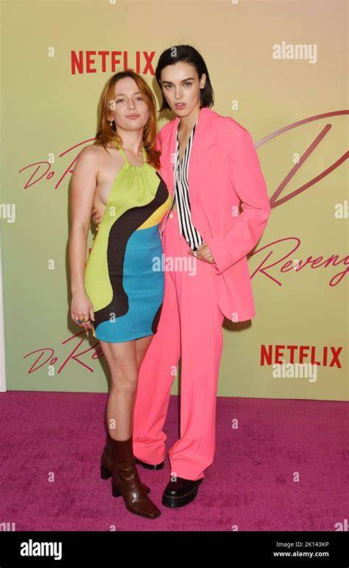 Ava Capri with Do Revenge Cast Ava Capri with Do Revenge Cast