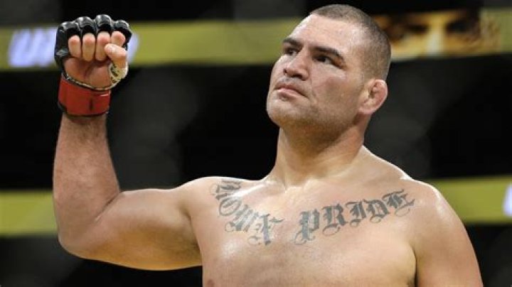 Cain Velasquez parents: Meet Isabel Velasquez and Efrain Velasquez 1 Cain Velasquez
