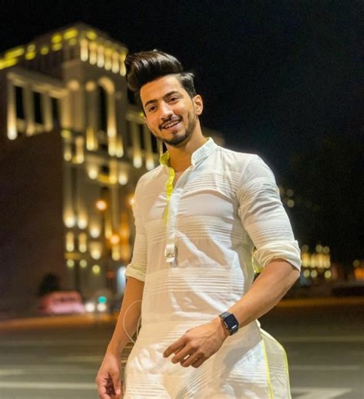Faisal Shaikh Net Worth 2020 celebzbiography.com