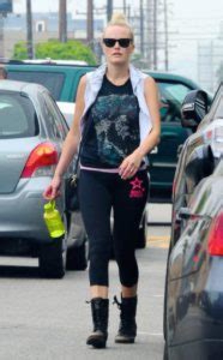 Malin Akerman Workout Routine