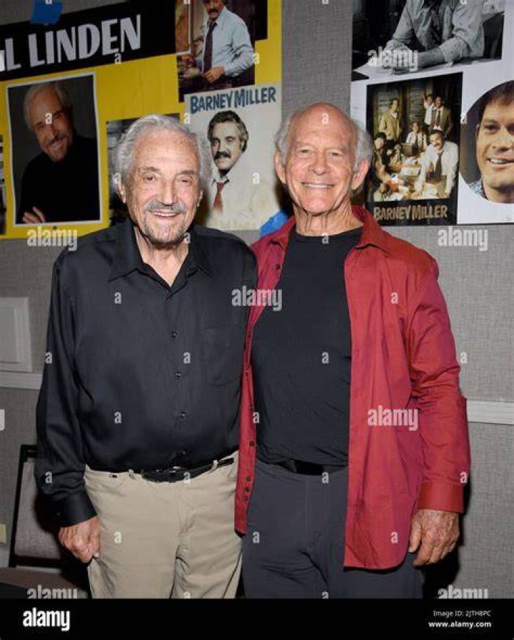 Max Gail Max Gail