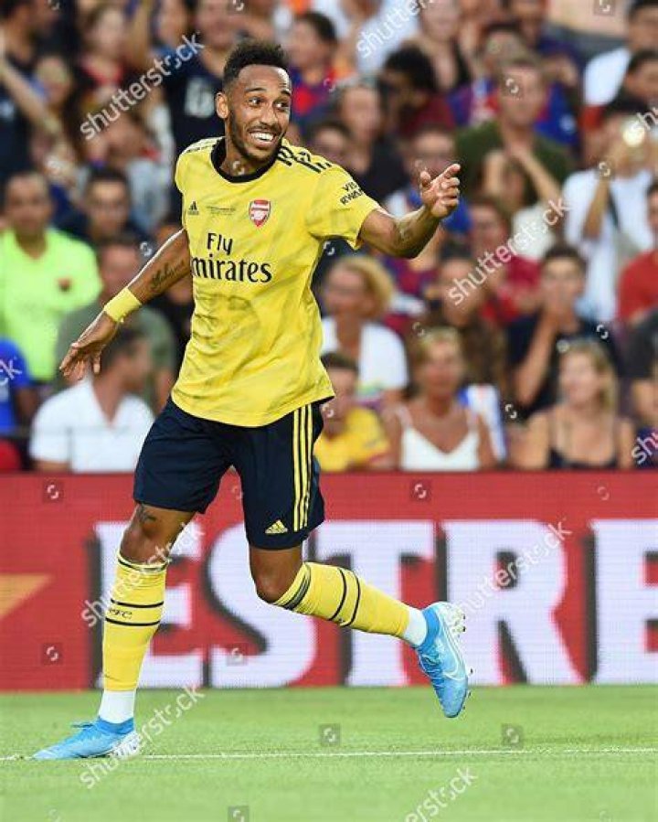 Aubameyang salary per week at Barcelona 1 Pierre-Emerick Aubameyang