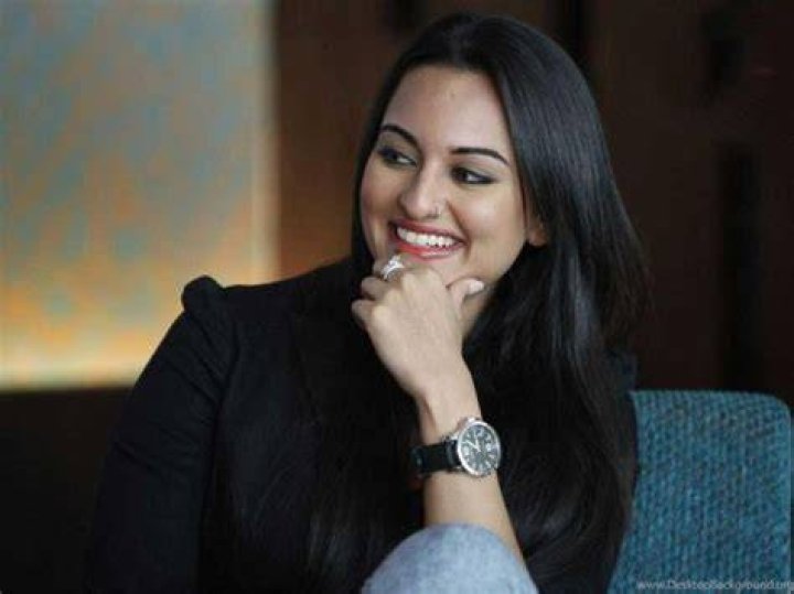 Sonakshi Sinha Net Worth